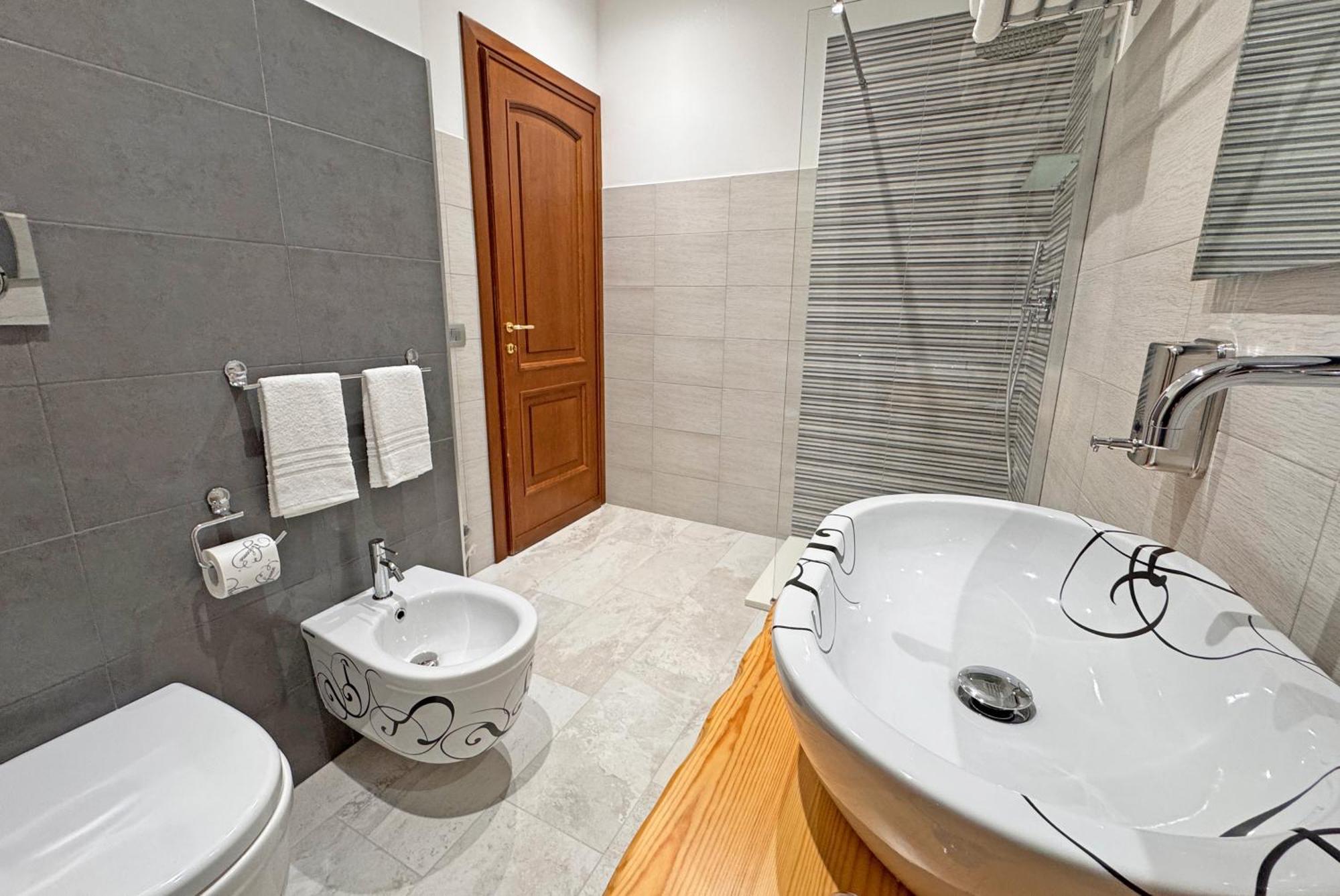 Red Rose Exclusive Rooms San Cesareo Exterior foto